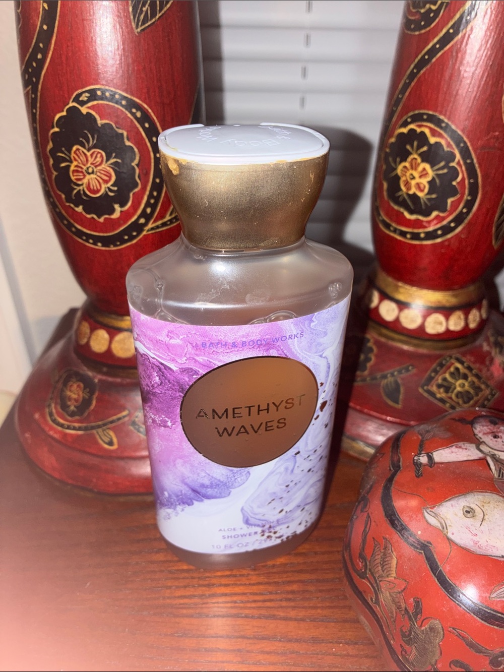 Bath & Body Works Amethyst Waves Body Wash - Purple and Gold
